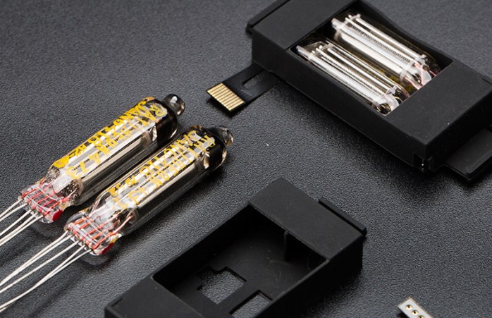 cayin_n3pro-41-tubes_case