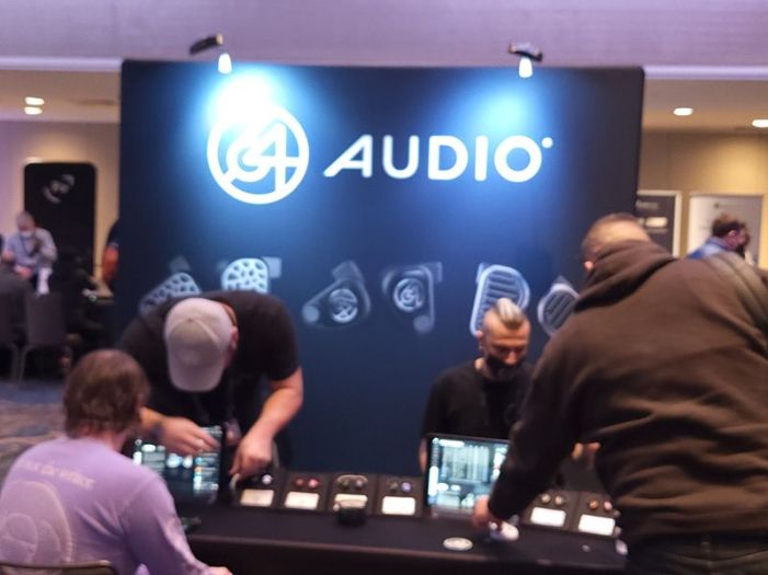 canjam_nyc-2022-64audio_table