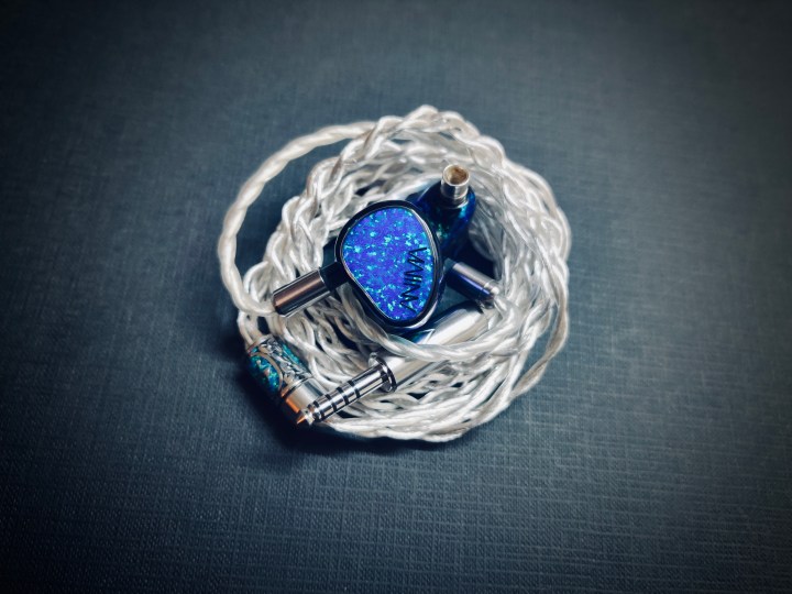 Lime Ears Anima + Cable