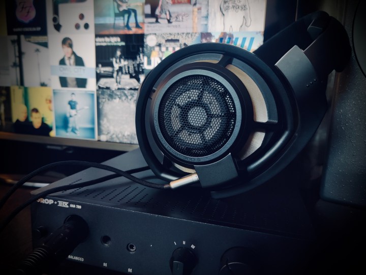 Sennheiser HD8XX Solo 1