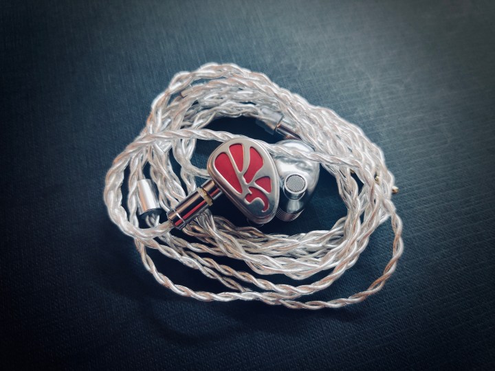 THHiFi Face Red + Cable