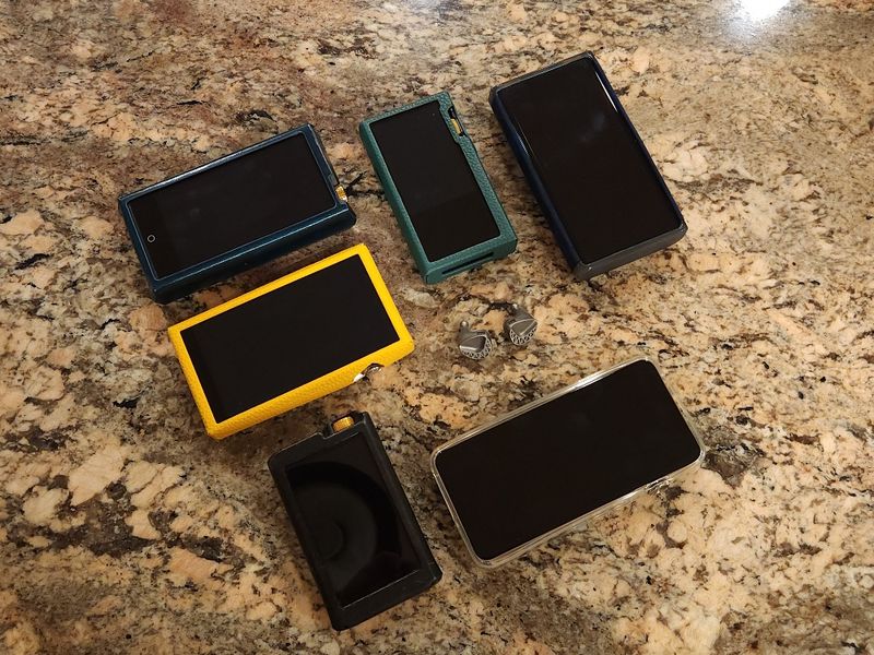 um-maven_ii_cresent-22