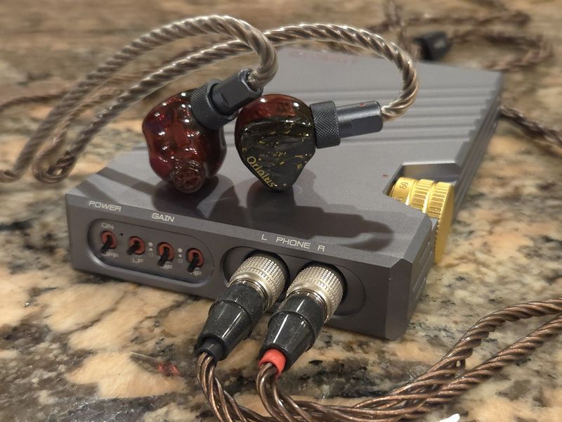 First Look: Oriolus Traillii Ultra – Twister6 Reviews